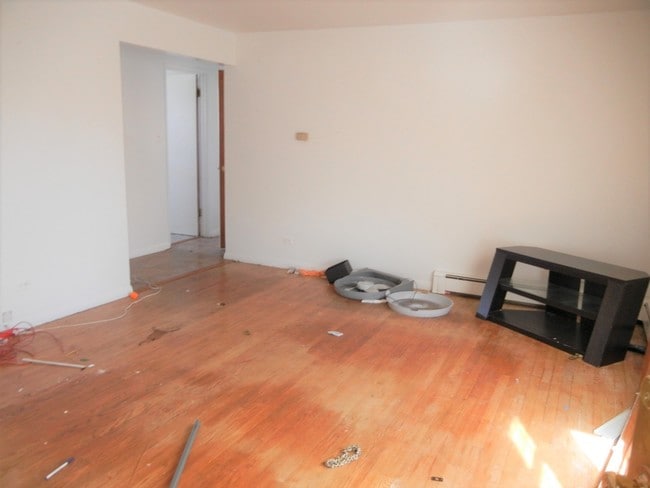 Building Photo - 14110 S Atlantic Ave Riverdale, IL 60827