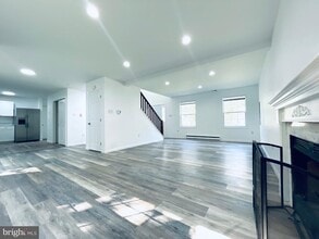 Building Photo - 1226 Country Pl Dr