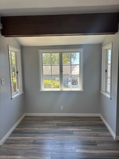 Building Photo - 509 E Valerio St