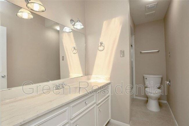 Building Photo - 4243 Yupon Ridge Dr