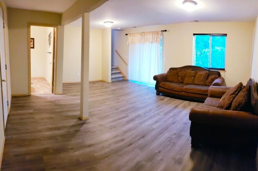 Multi-functional room (media room, 4th bedroom, office, entertainment/playroom, gym) - 1509 147th Pl SW