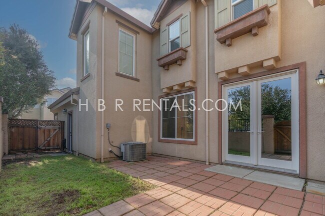 Building Photo - Bethany Village Mountain House Move-In Ready 3-Bed, 2.5-Bath