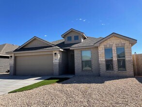 Building Photo - 4 bed 2 bath - Frenship ISD