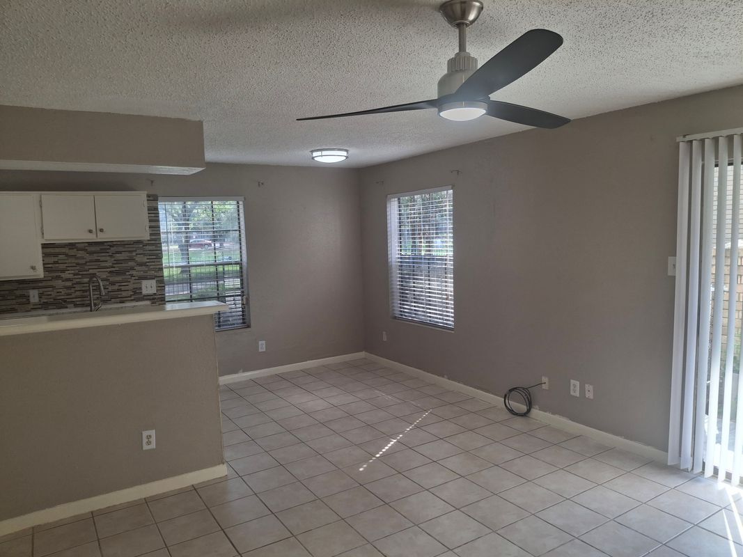 Building Photo - 12660 Ashford Point Dr