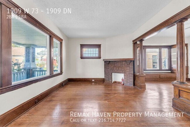 Building Photo - 1909 W 73rd St