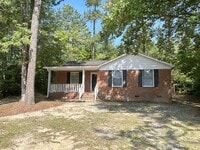 Building Photo - 10 Silver Oak Cir