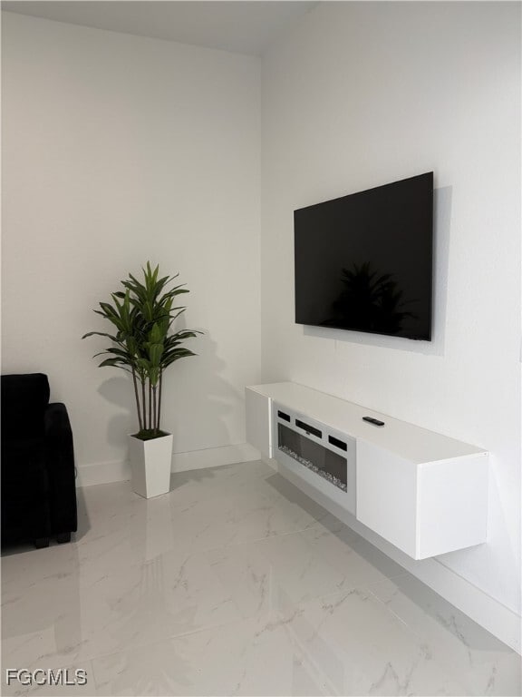 Building Photo - 2608 25th St W