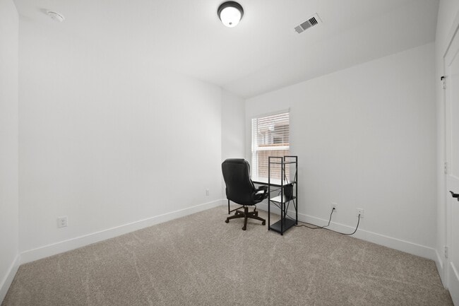 Building Photo - 10111 Crescendo Wy