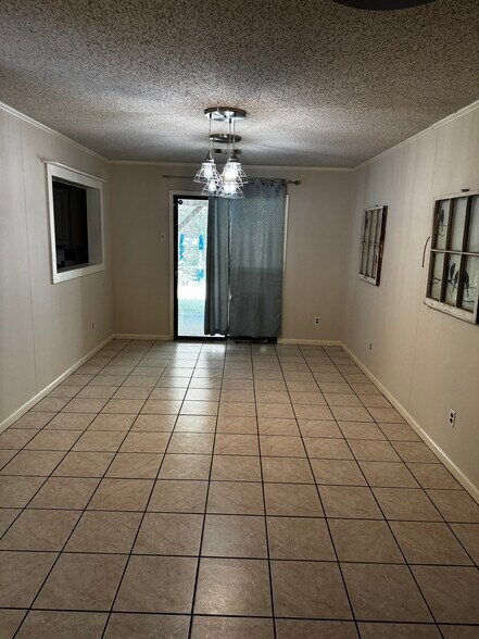 Dining Room - 117 Steed Rd