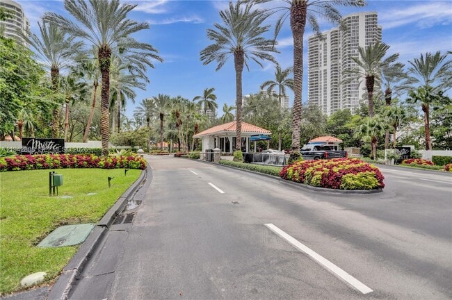 Building Photo - 19101 NE 36th Pl