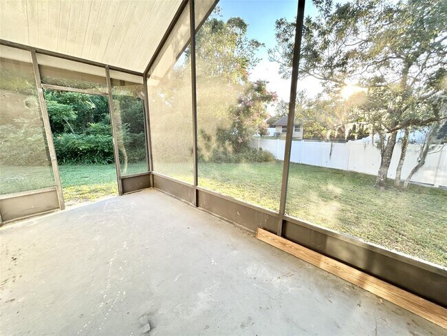 Building Photo - 10708 Brice Ct