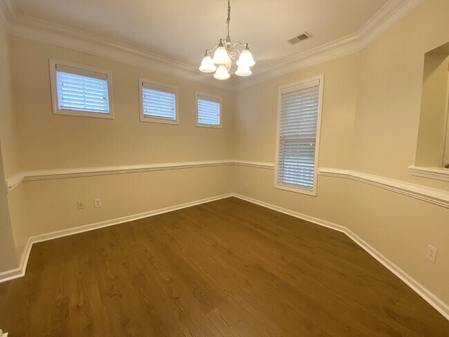 Building Photo - Charming Four-Bedroom Home in Bluffton wit...