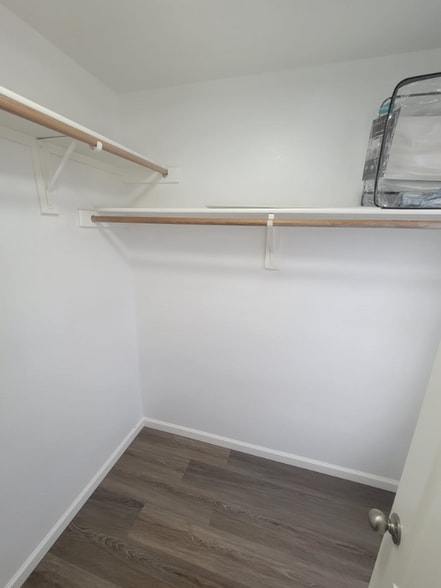 Building Photo - 2028 Valley Forge Trail