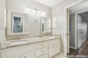 Building Photo - 6106 Vance Jackson Rd