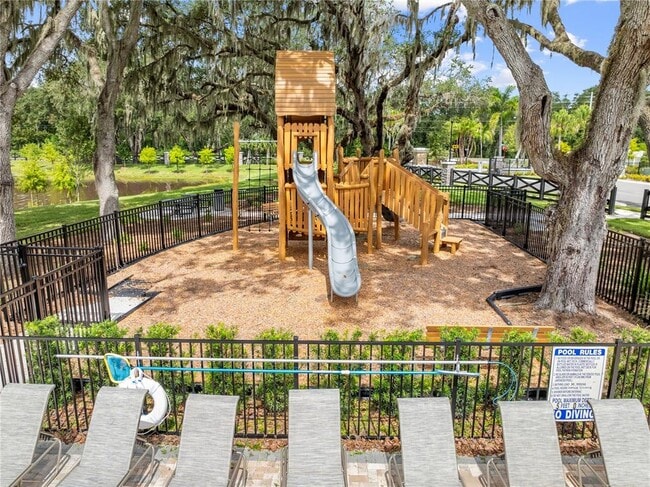 Building Photo - 11240 Blue Bay Dr