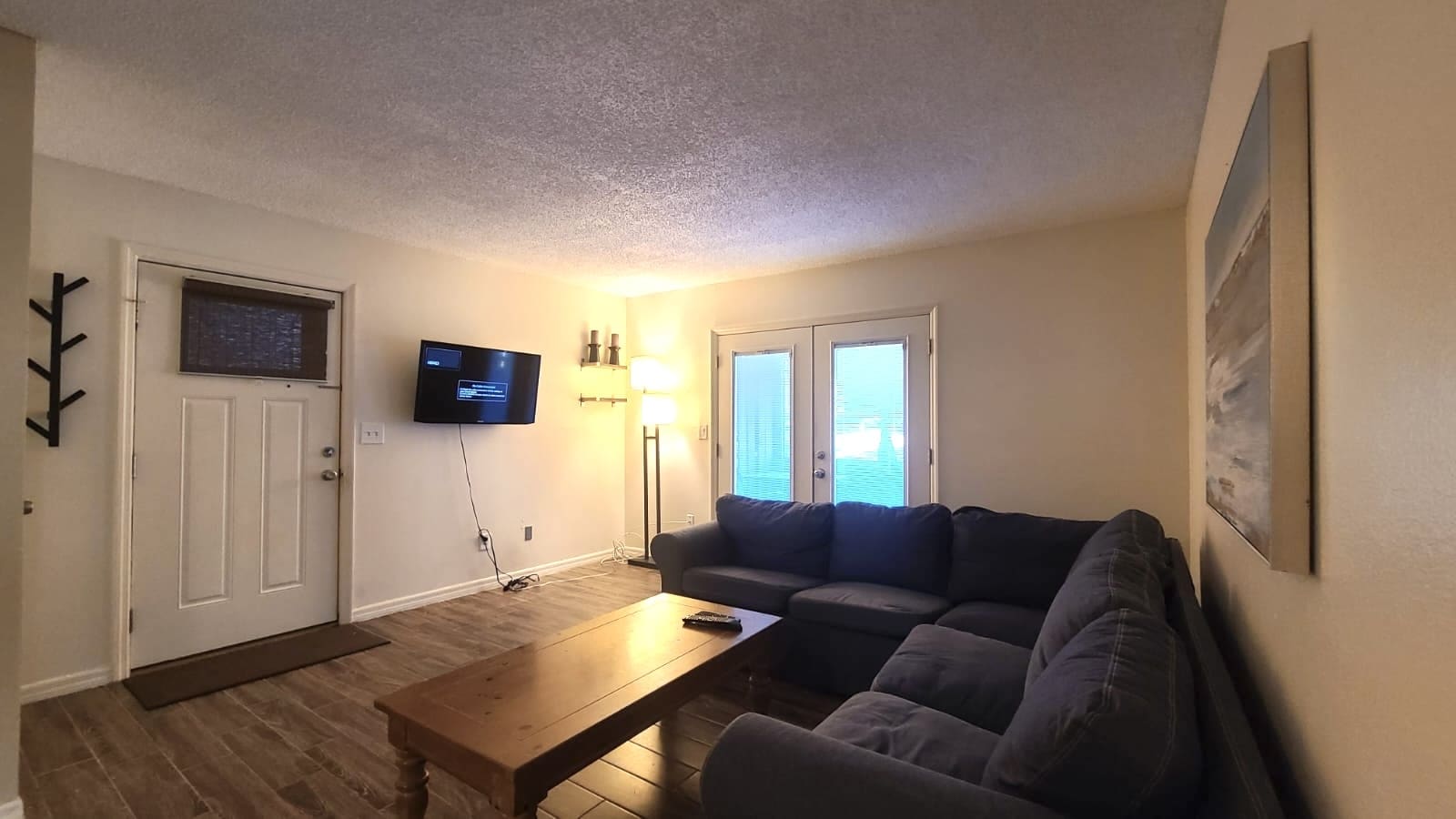 Building Photo - 6519 W Newberry Rd