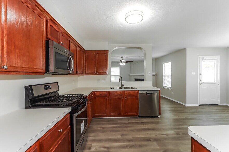 Building Photo - 5026 Amorgas Isle Dr