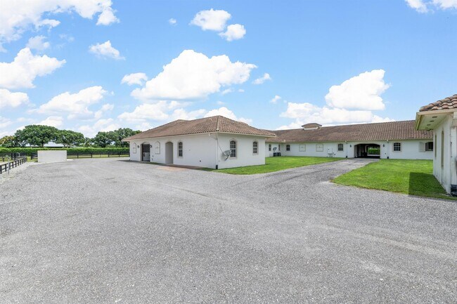 Building Photo - 3473 Grand Prix Farms Rd
