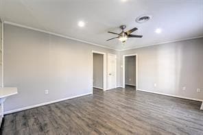 Building Photo - 211 Pine Shadow Dr