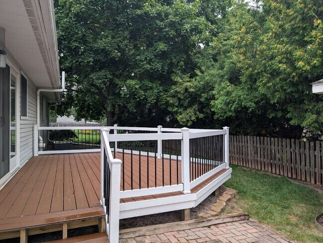 Building Photo - Nice 3 Bedroom Ranch in Appleton