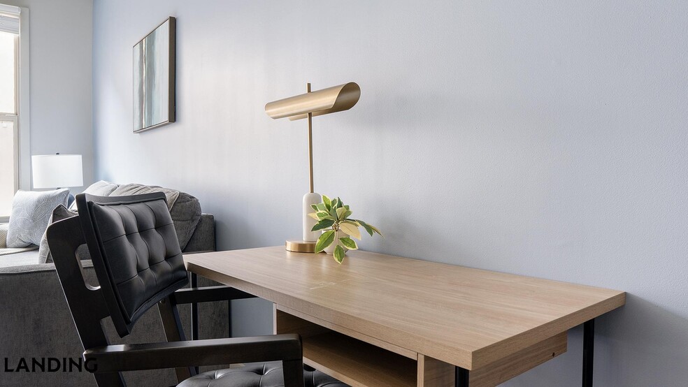 Building Photo - 49 Boulevard SE