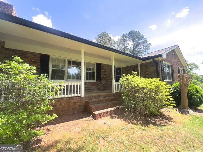Building Photo - 1140 Barber Creek Dr
