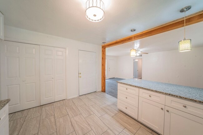 Building Photo - New Renovated Home in Fort Worth Coming Soon!