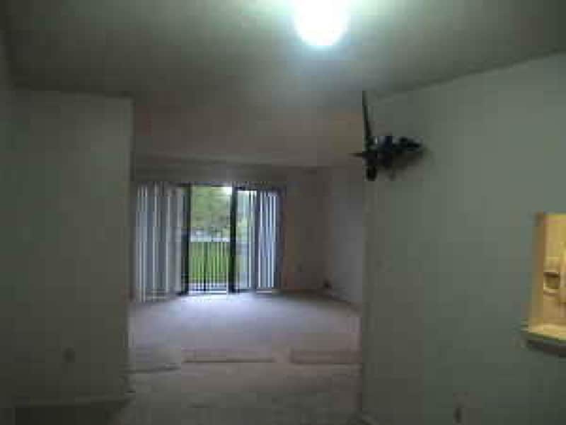 Building Photo - 17 Fisher Dr