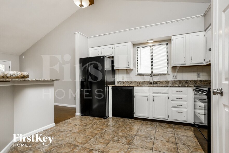 Building Photo - 221 Brookmont Farm Ct