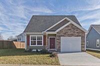 Building Photo - Lovely Home in Arden!