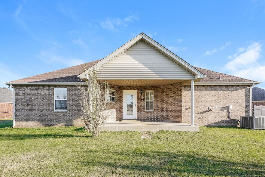 Building Photo - 107 Blythe Ct