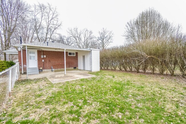 Building Photo - 1604 Louise Ave