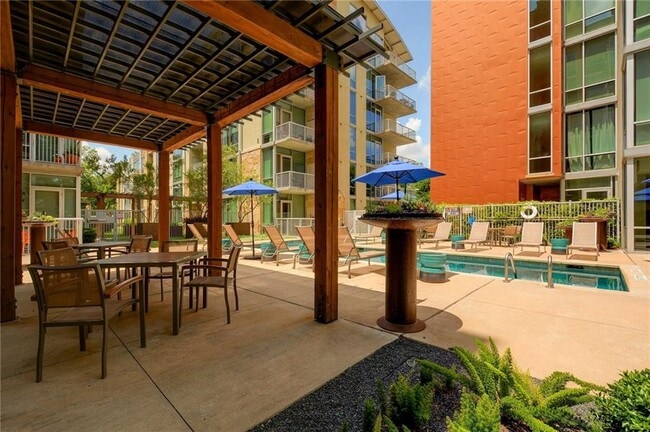 Building Photo - 1600 Barton Springs Rd