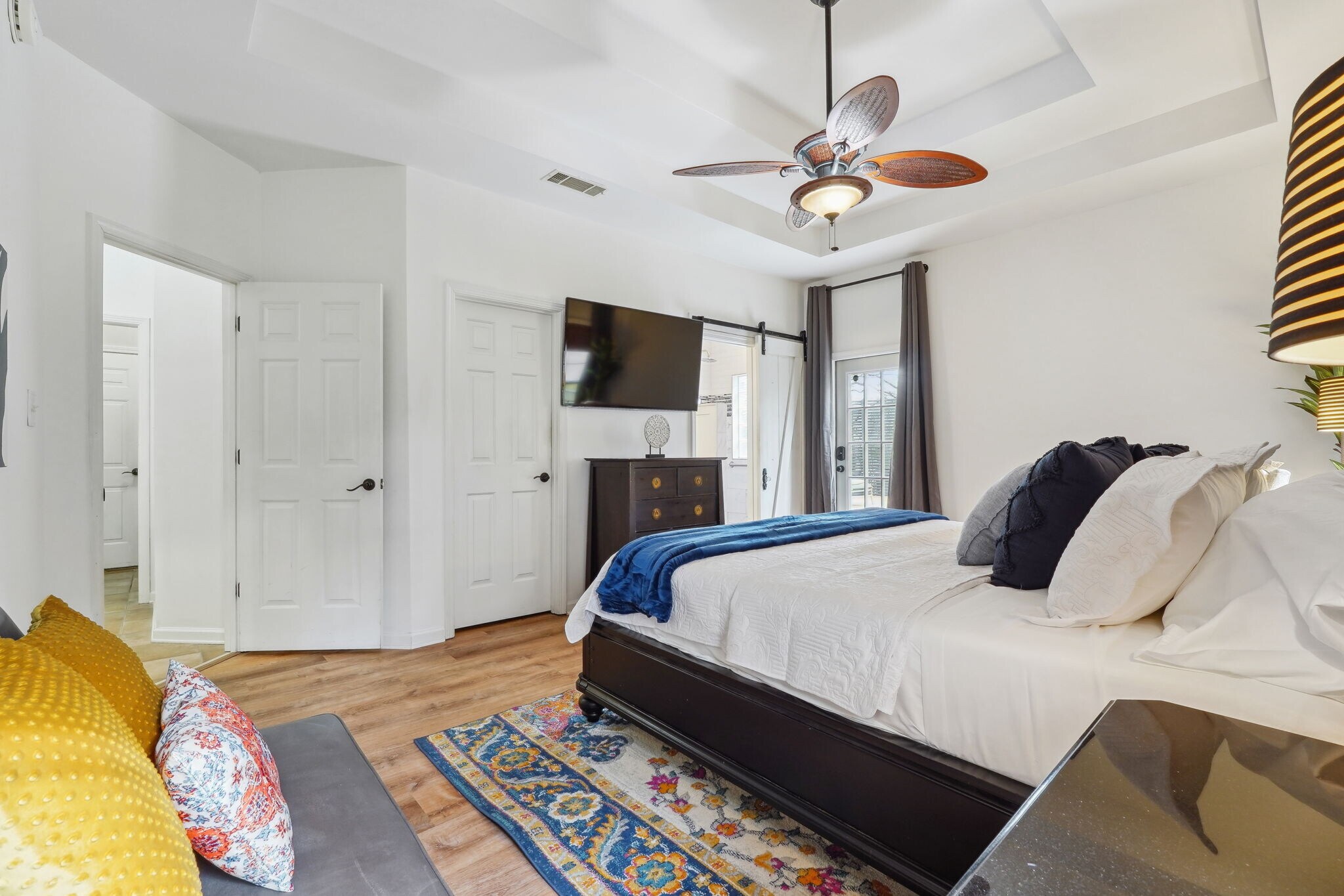 Building Photo - 135 Farr Lake Dr