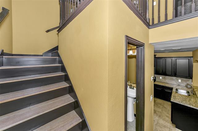 Building Photo - 6928 Carrington Ln