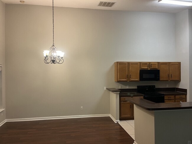Building Photo - 3610 Kirkpatrick Cir