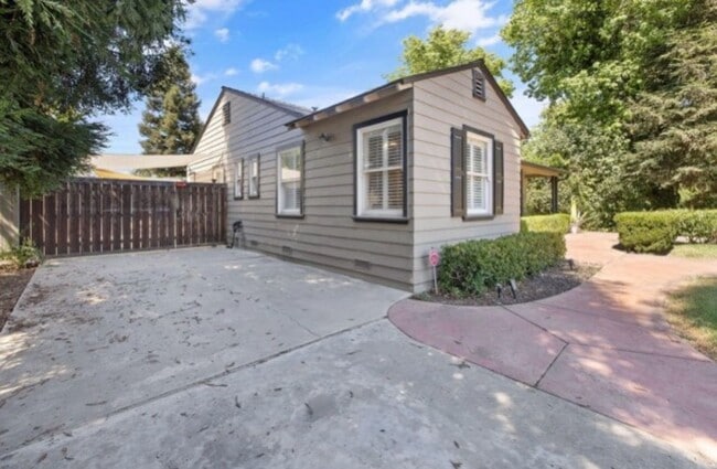 Building Photo - Beautiful home with Studio coming soon!