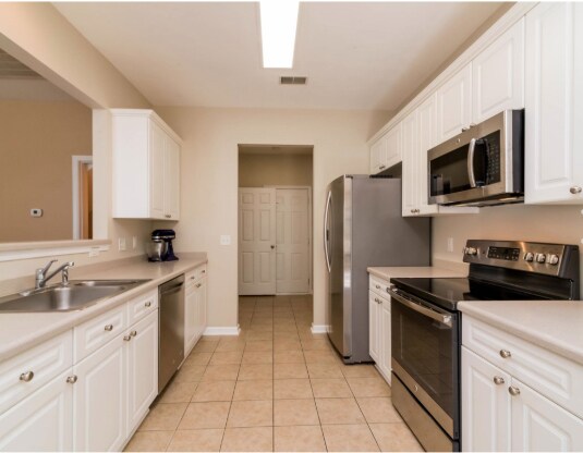Beautiful Kitchen - 217 Brushy Creek Ln