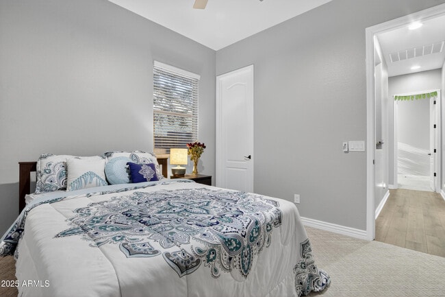 Building Photo - 2609 E Stacey Rd