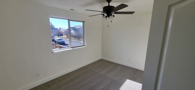 Building Photo - 21187 SE Kayla Ct