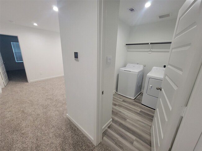 Building Photo - 2819 Milton Ldg Ln