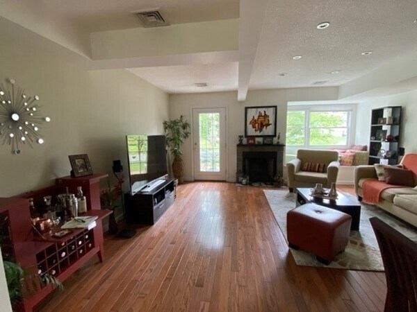 Building Photo - 10 Merganser Way