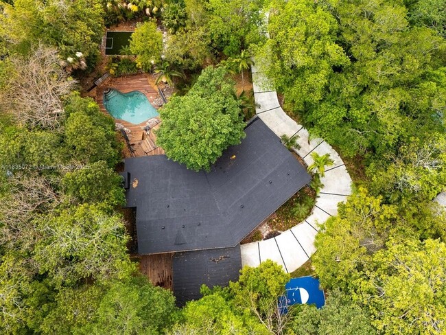 Building Photo - 6525 SW 133rd Dr