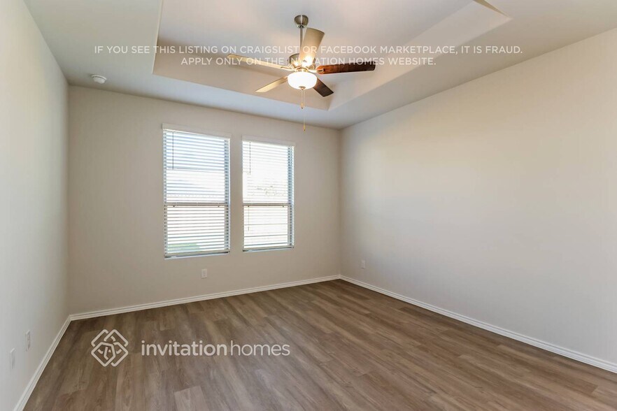 Building Photo - 10906 Heliosphere Wy