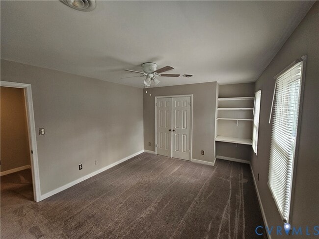 Building Photo - 517 Pleasanthill Dr