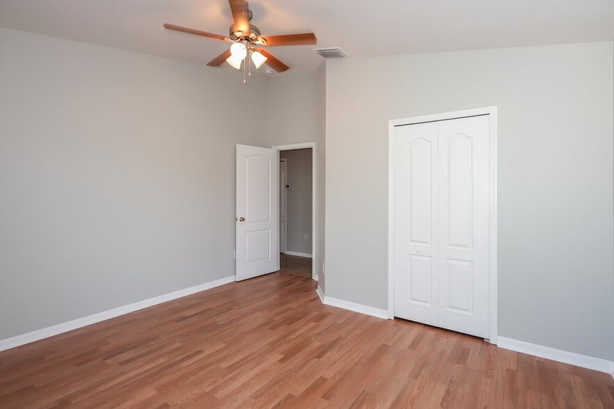 Building Photo - 8435 Quarter Horse Dr