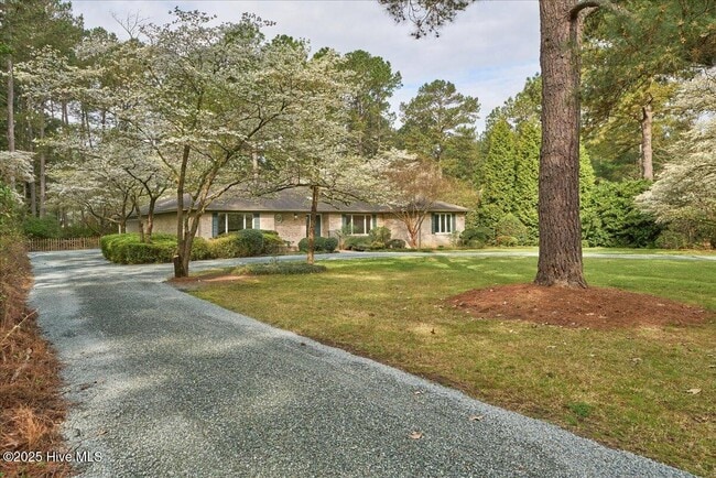 Building Photo - 40 Bogie Dr