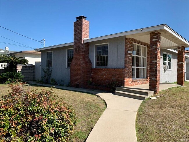 Building Photo - 3 br, 2 bath House - 2100 Dufour Ave