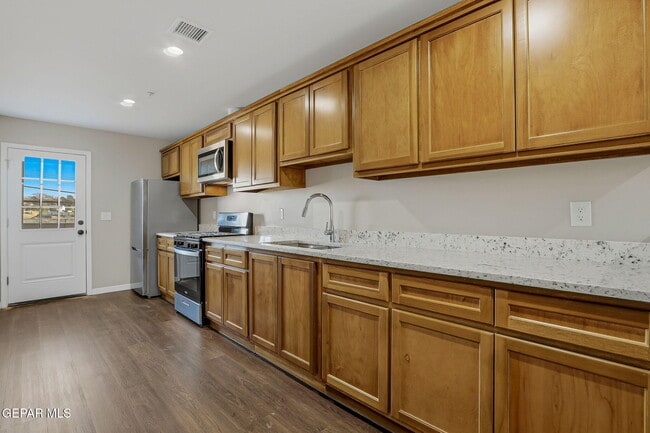 Building Photo - 1481 O Sullivan Dr