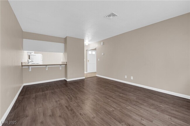 Building Photo - 5158 Greene Ln